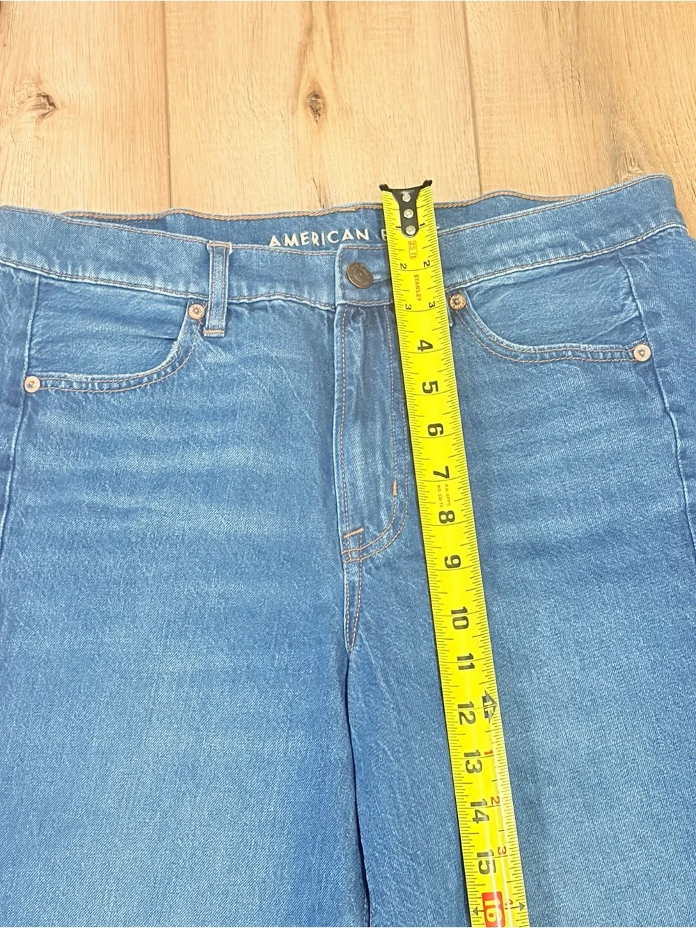 American Eagle Dreamy Drape Barrel Jeans 8 Blue Y2K Baggy Denim Core